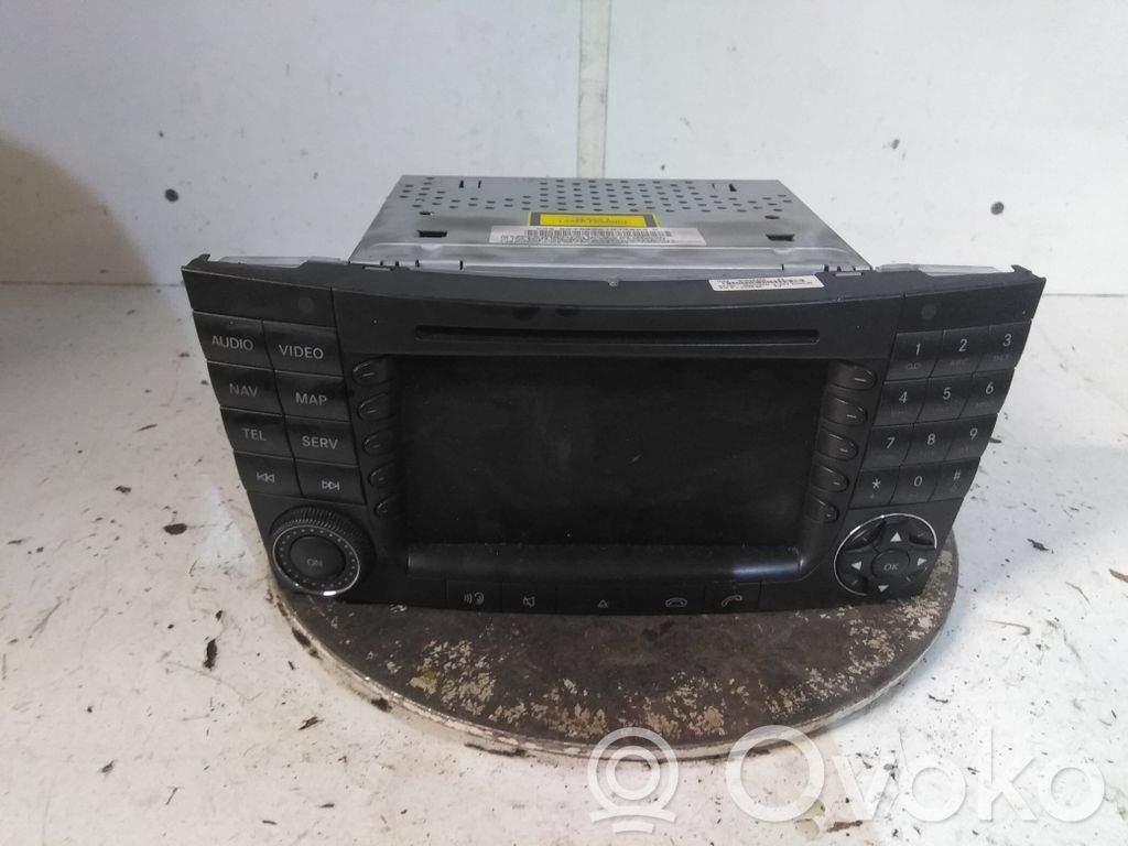 Mercedes-Benz E AMG W210 Panel / Radioodtwarzacz CD/DVD/GPS 