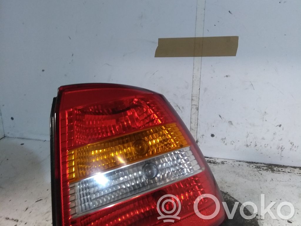 Opel Astra G Galinis žibintas kėbule 