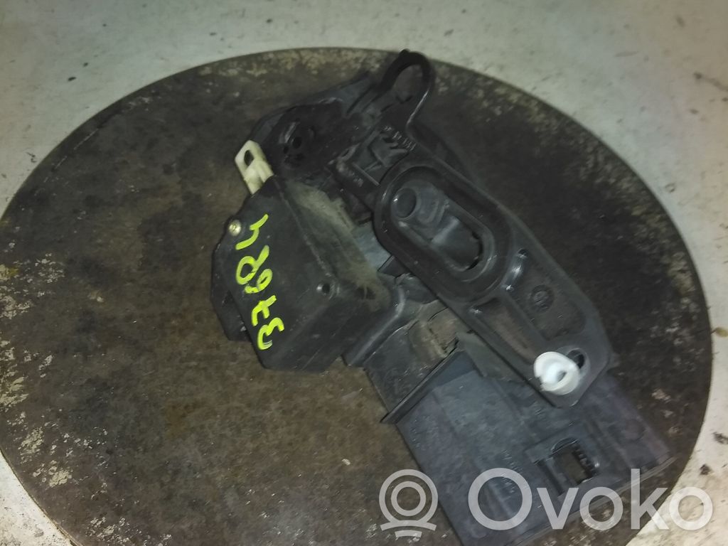 Peugeot 206 Uchwyt / Rączka zewnętrzna otwierania klapy tylnej / bagażnika 