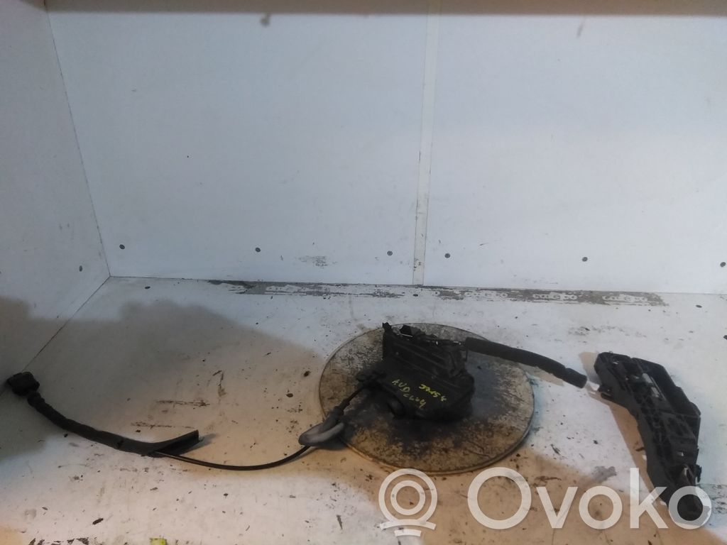 Renault Clio IV Front door lock 