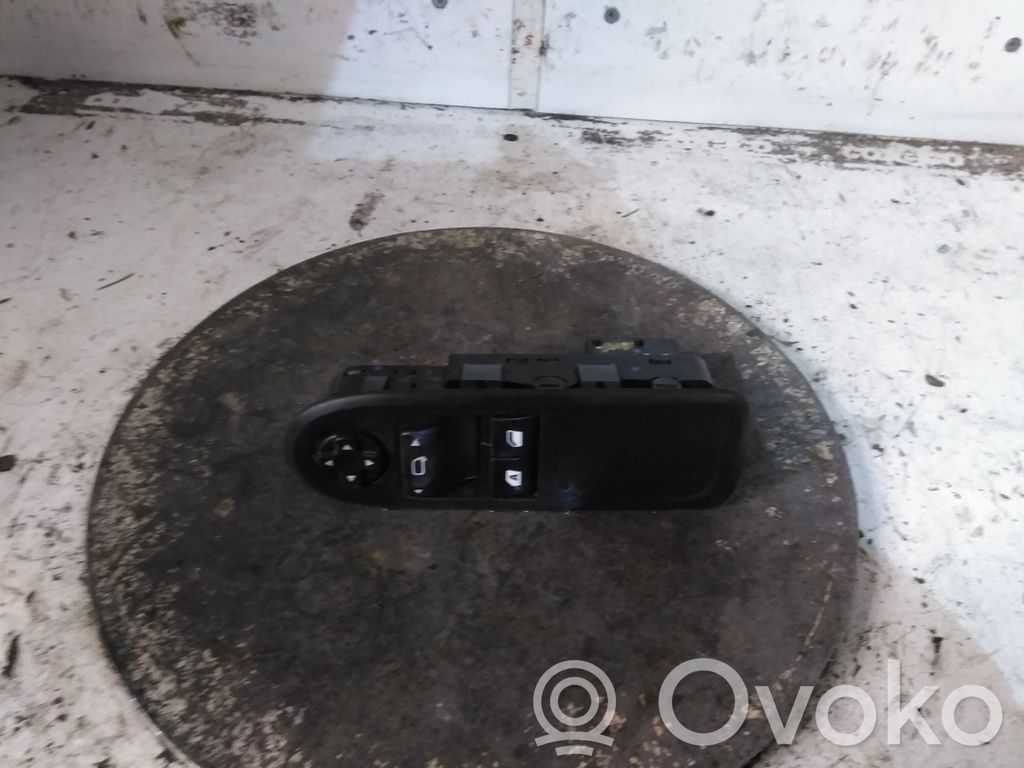 Interruptor del espejo lateral   98012283XT,27418079,37340,VDMS18