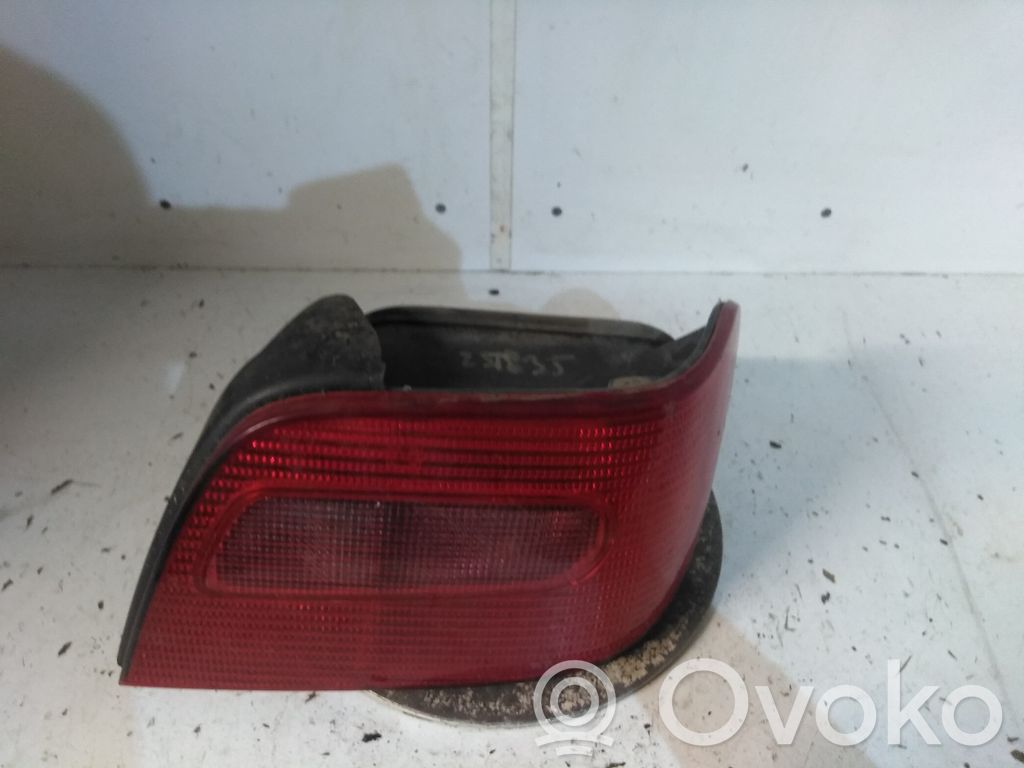 Citroen Xsara Aizmugurējais lukturis virsbūvē 