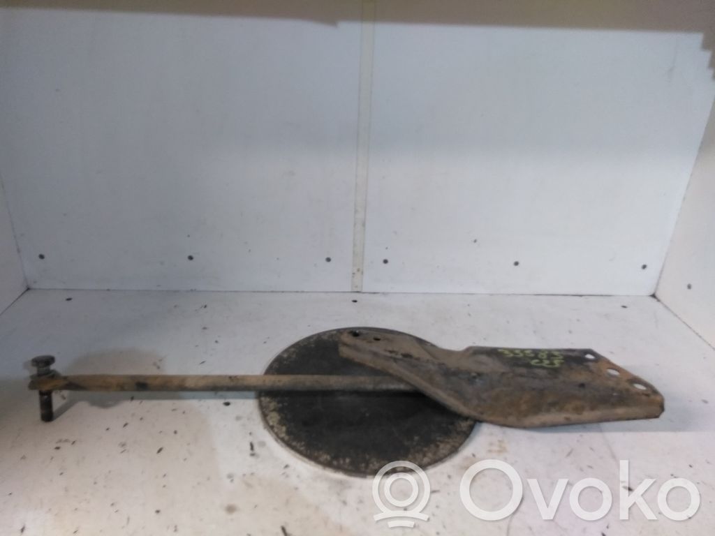 Citroen C25 Wahacz przedni 