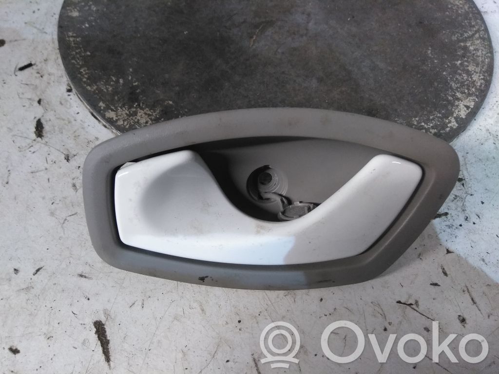 Renault Zoe Klamka wewnętrzna drzwi tylnych 