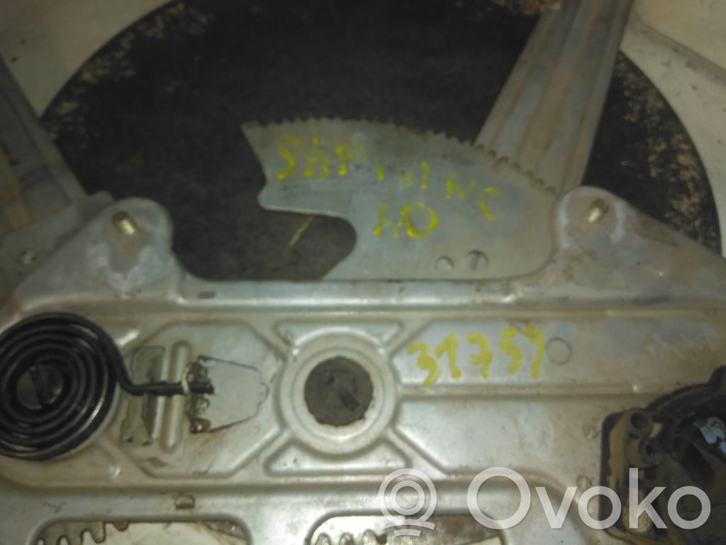 Renault Safrane Manualny podnośnik szyby drzwi przednich 