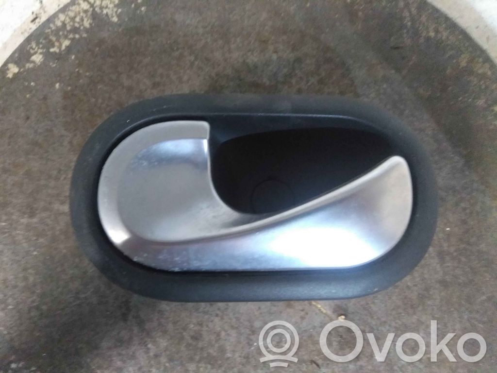 Renault Clio III Rear door interior handle 