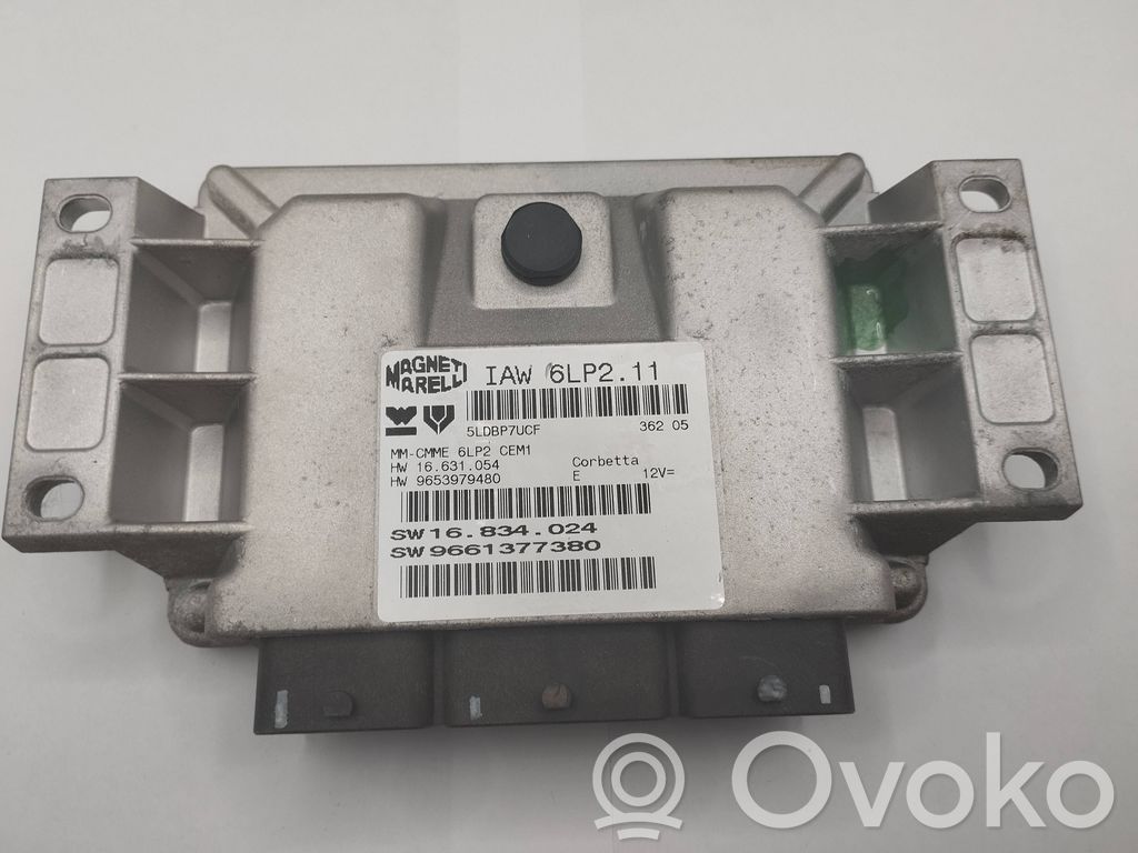 Peugeot 1007 Engine control unit/module 