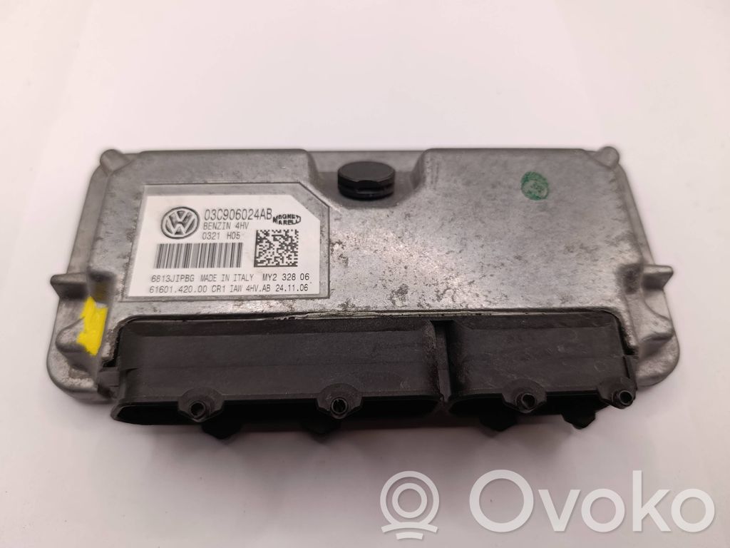 Sterownik / Moduł ECU   03C906024AB,6160142000,6813JIPBG