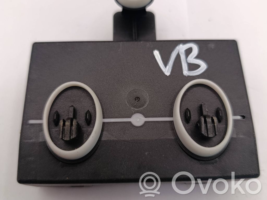 Volkswagen PASSAT B8 Unitate/modul comandă uși 