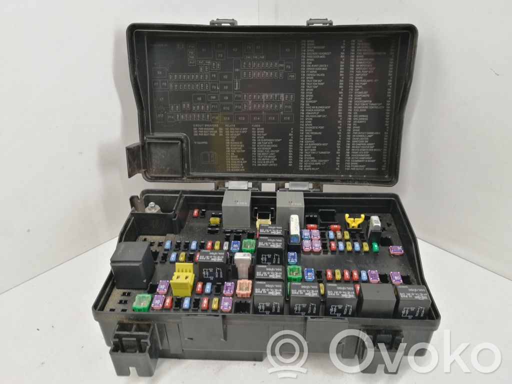 Dodge Durango Fuse module 