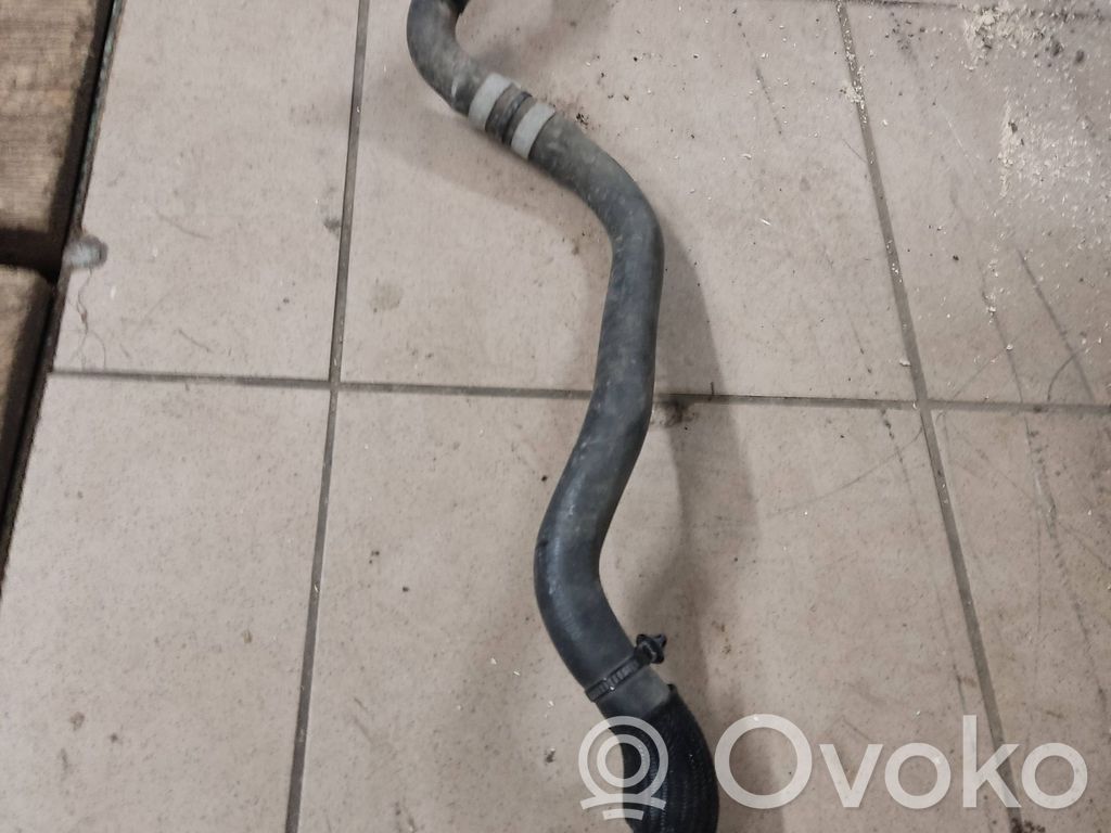 Hyundai Kona I Coolant pipe/hose 