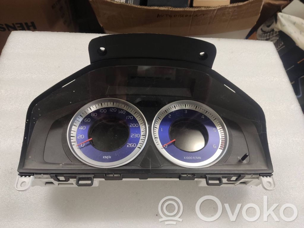 Volvo XC60 Speedometer (instrument cluster) 