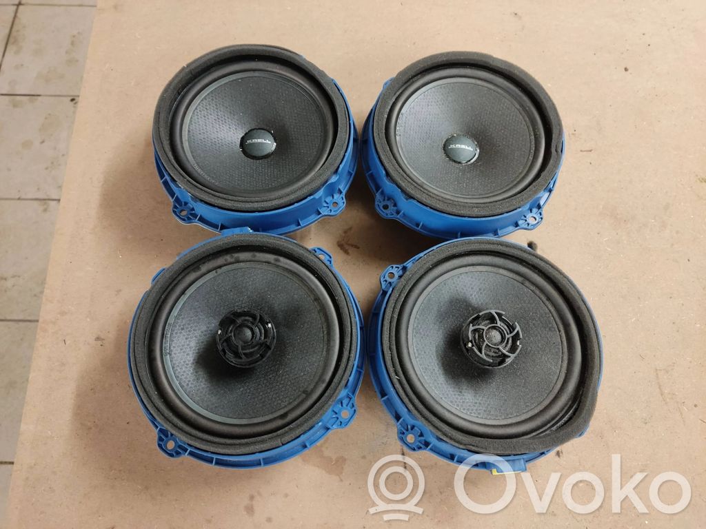 Hyundai Santa Fe Front door speaker 