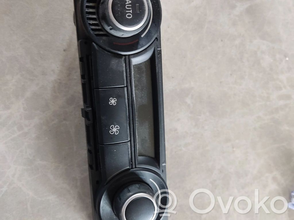 BMW X5 E70 Climate control unit 