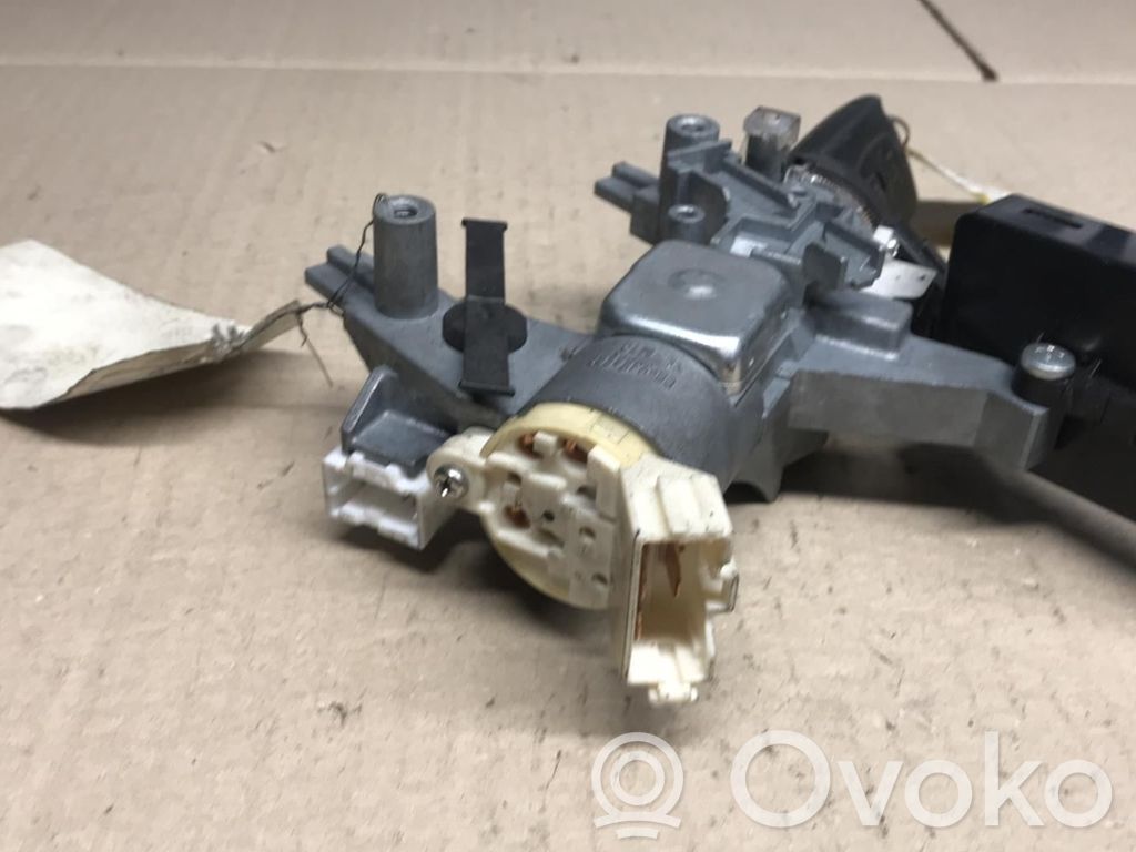Peugeot 4007 Ignition lock 