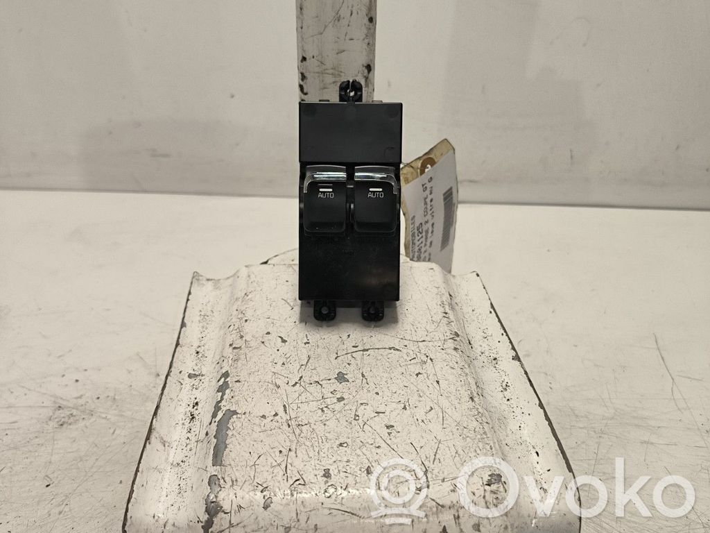 KIA Pro Cee'd II Electric window control switch 
