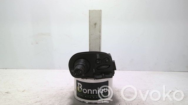 Pyyhkijän vipu   88103003444