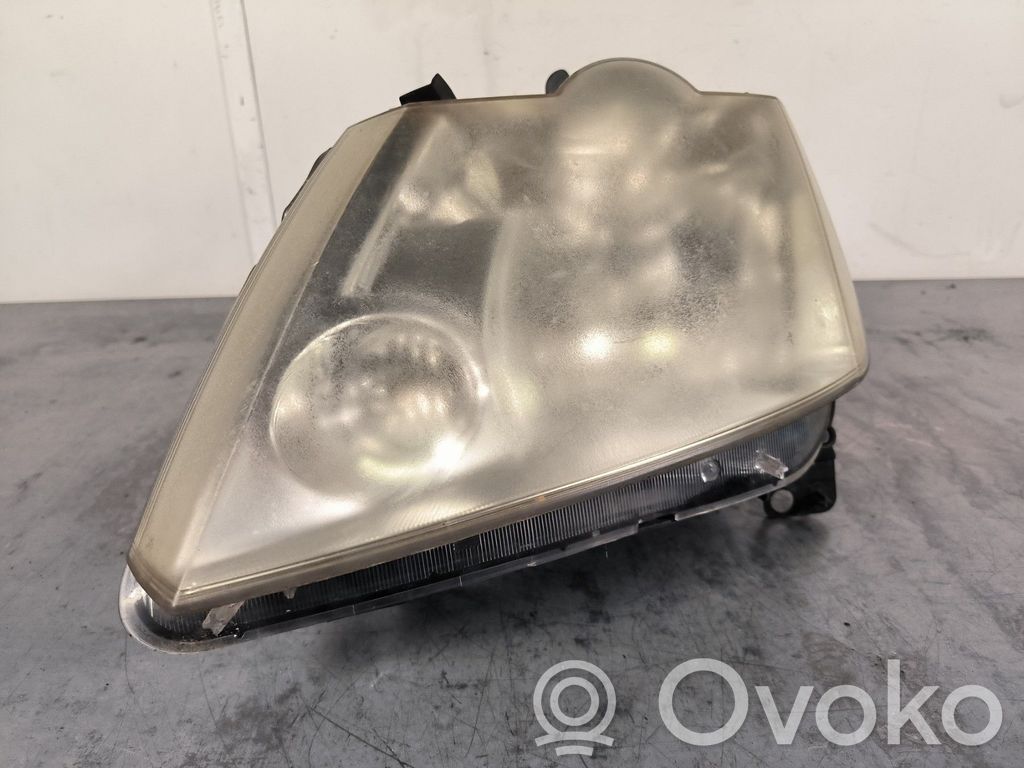 Renault Modus Headlight/headlamp 