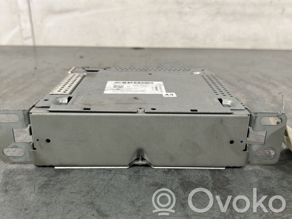 Renault Clio IV Panel / Radioodtwarzacz CD/DVD/GPS 