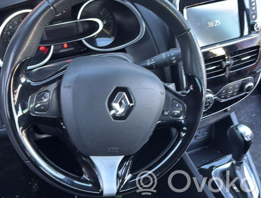 Renault Clio IV Stūre 