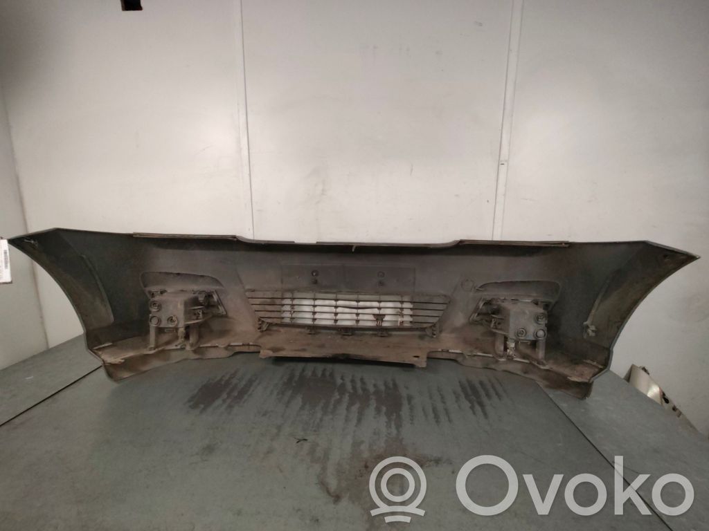 Opel Meriva A Parachoques delantero 