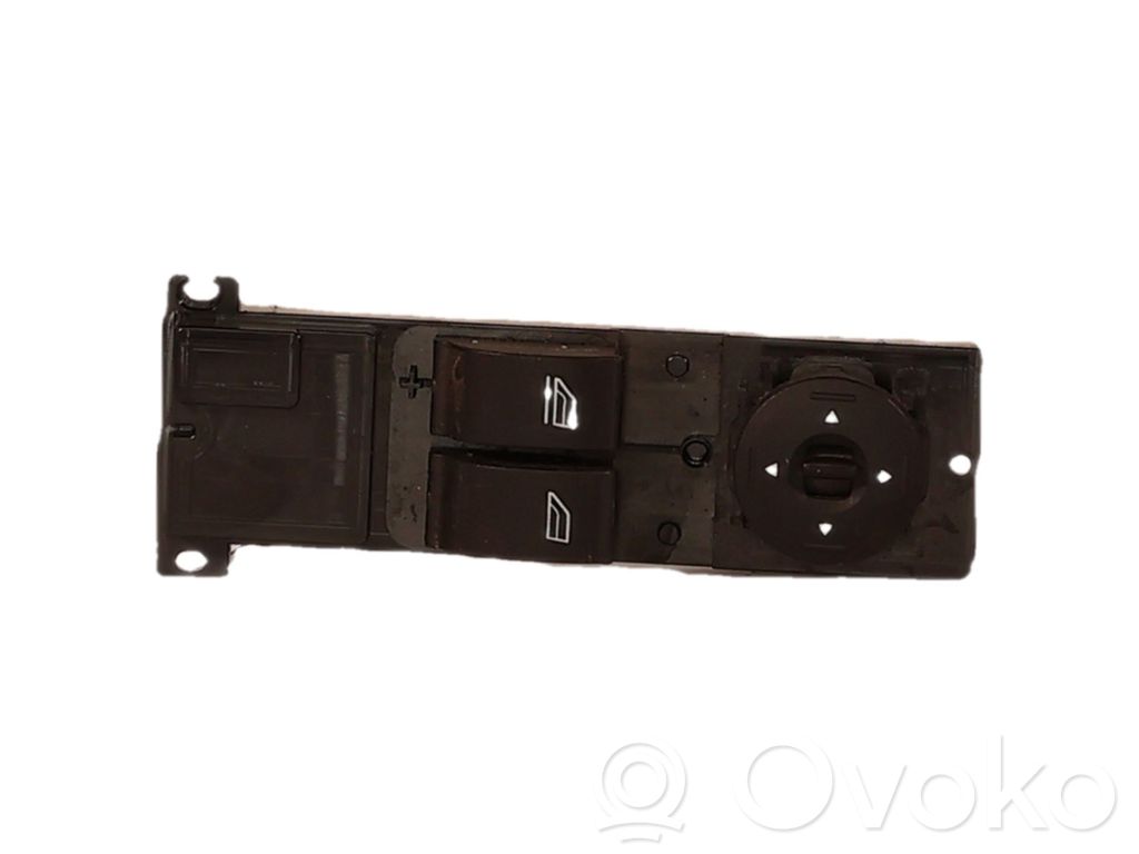 Electric window control switch   03168080