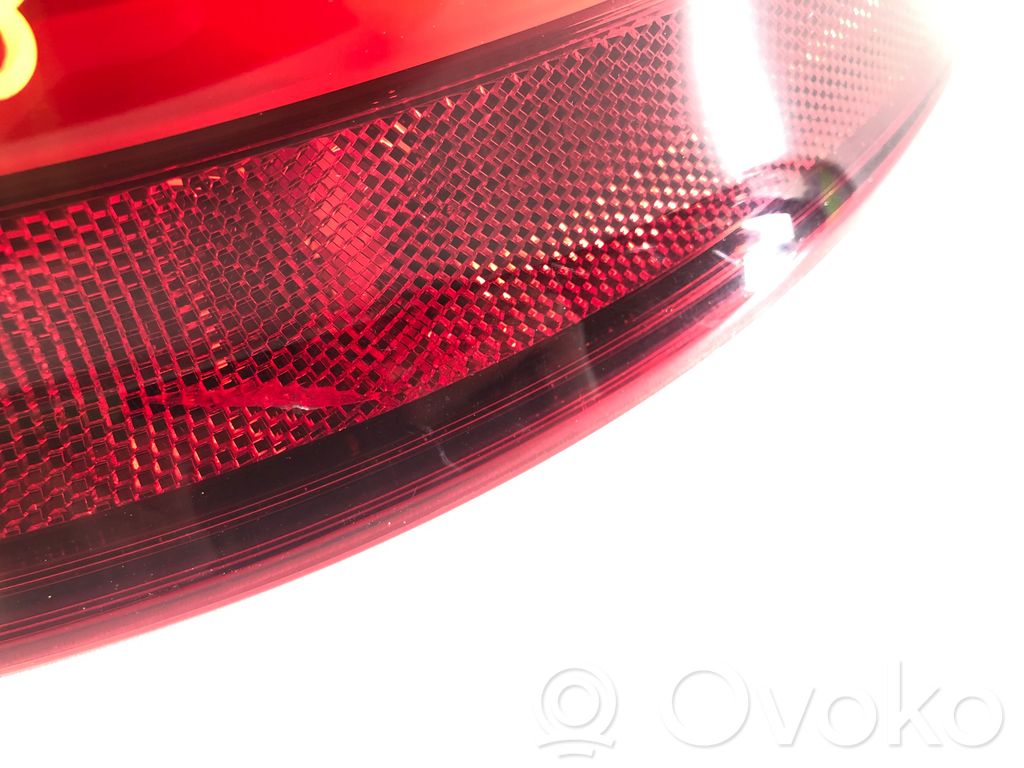 Audi A3 S3 8V Aizmugurējais lukturis virsbūvē 