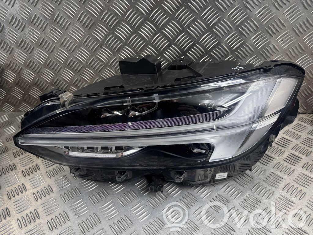 Volvo S90, V90 Scheinwerfer 