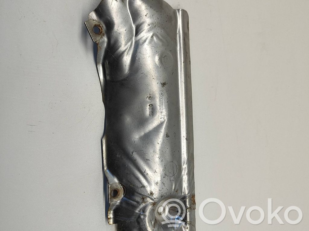 Dodge Challenger Protección térmica del escape 