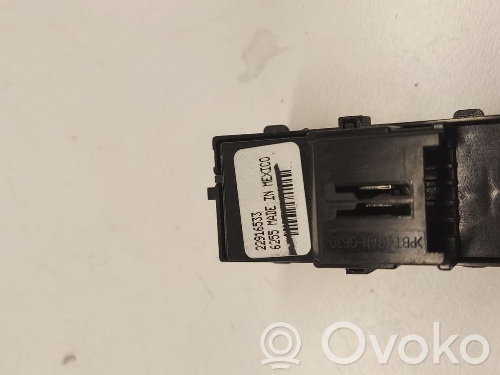 Central locking switch button   22916533