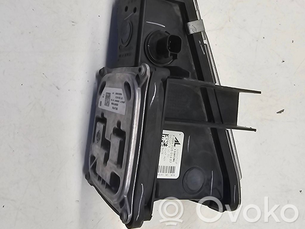 Chevrolet Camaro Etu-/Ajovalo 
