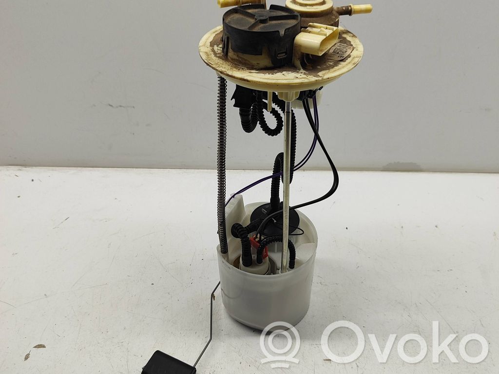 Dodge RAM Bomba interna de combustible 
