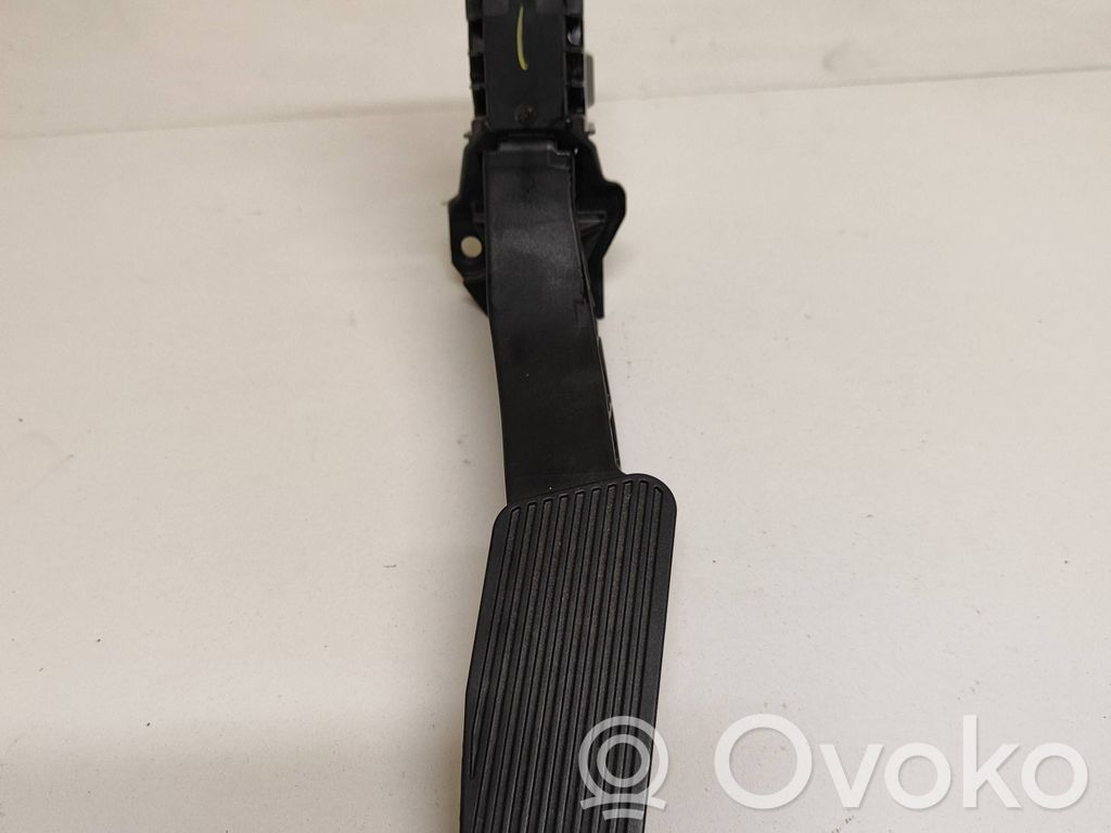 Accelerator throttle pedal   04581677AB,93446300