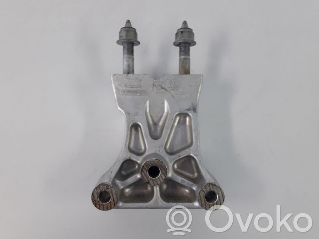 Engine mount bracket   905421270,905421270