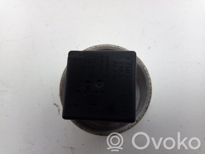 Opel Combo D Inne przekaźniki 