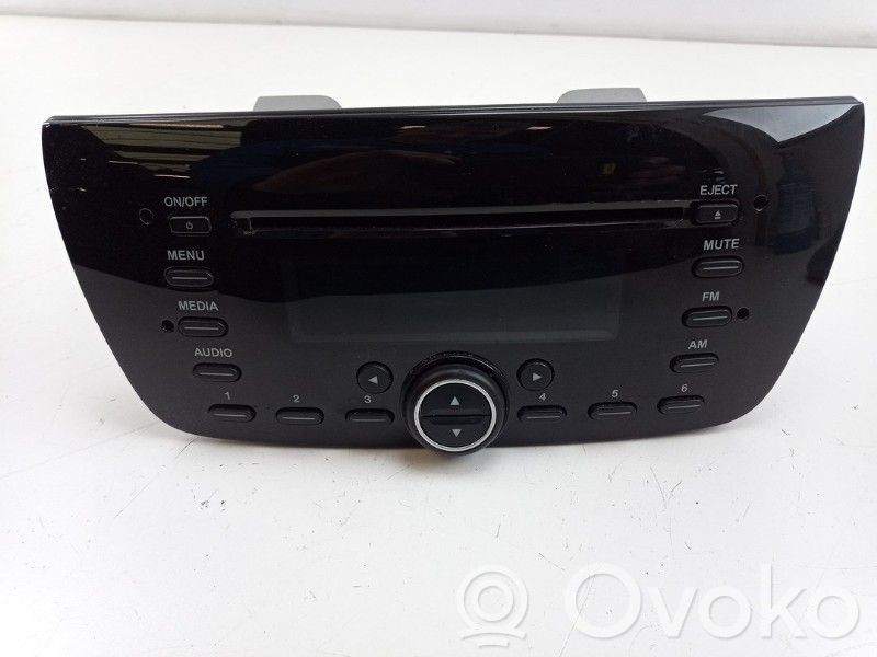 Opel Combo D Radio/CD/DVD/GPS head unit 