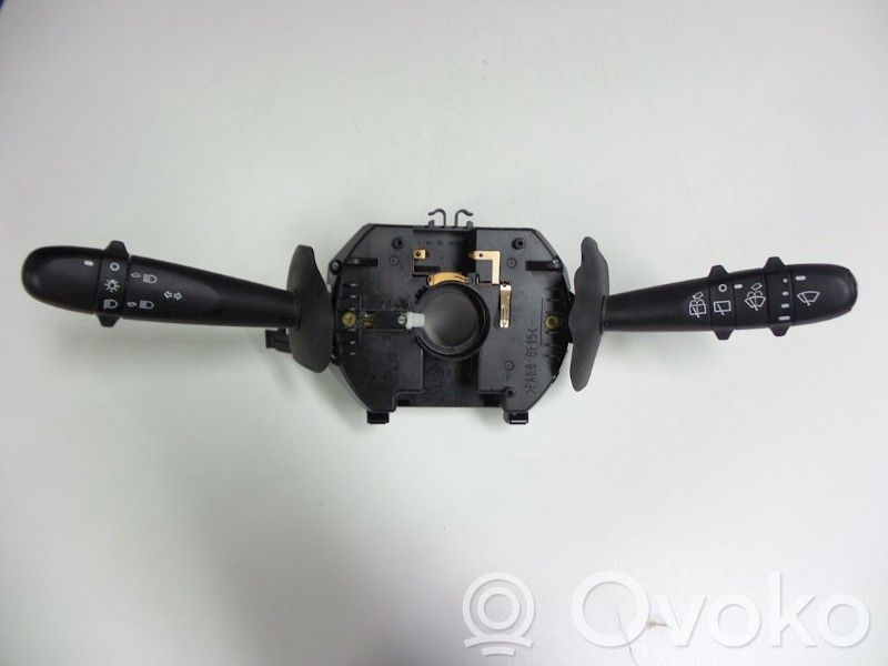 Alfa Romeo 147 Interruptores/botones de la columna de dirección 