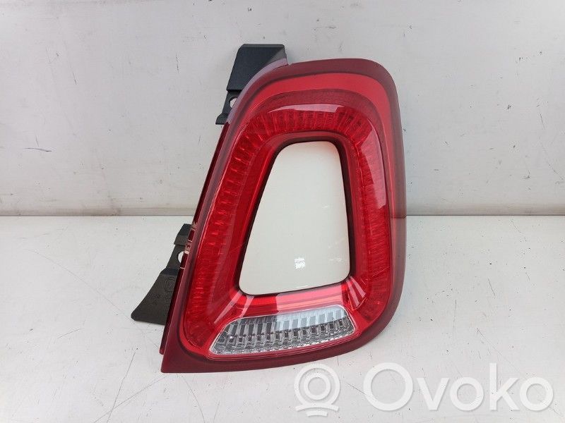 Fiat 500 Lampa tylna 