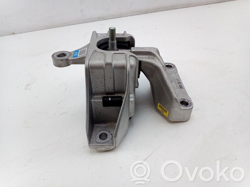 KIA Niro Engine mount bracket 