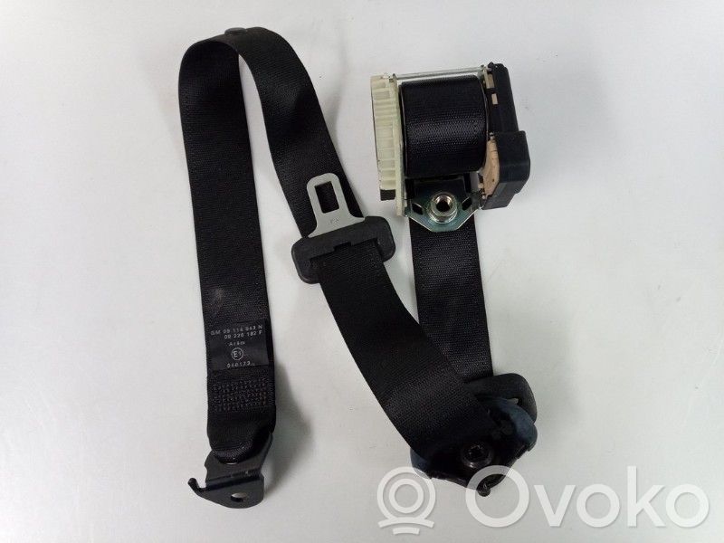 Opel Corsa C Cinturón trasero 