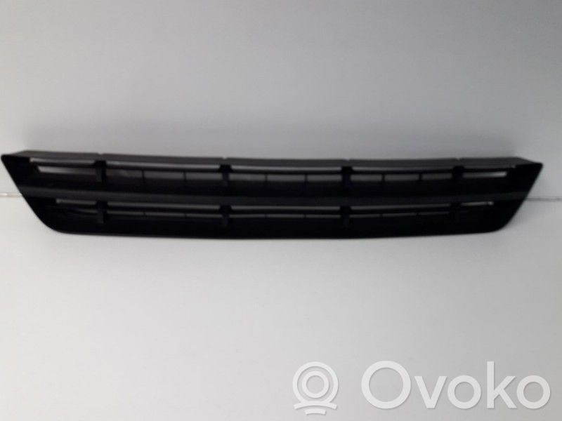Ford Focus Atrapa chłodnicy / Grill 