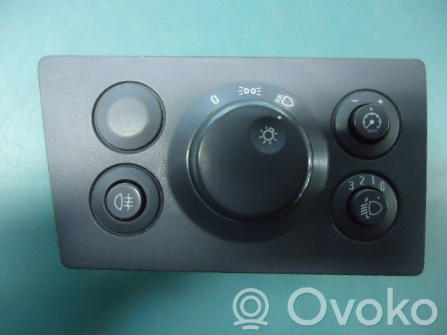 Opel Zafira B Interruptor de luz 