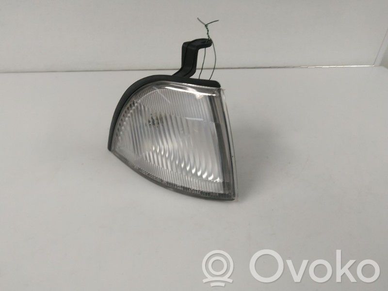 Daihatsu Charade Einzelteil Scheinwerfer 
