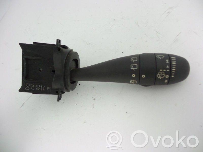Pyyhkimen kytkin   EPE100380LFN,E1056,37013B19G1,E1056,EPE100380LFN