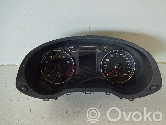 Audi Q3 8U Licznik / Prędkościomierz 