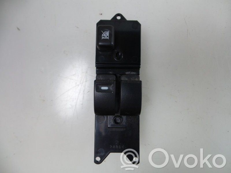 Mitsubishi Colt Interruptor del elevalunas eléctrico 