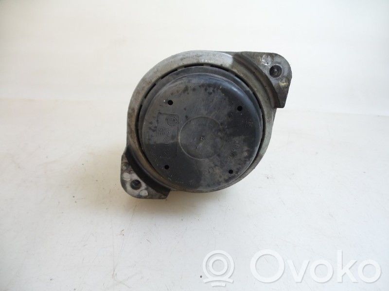 Engine mount bracket   22116760330,22116760330