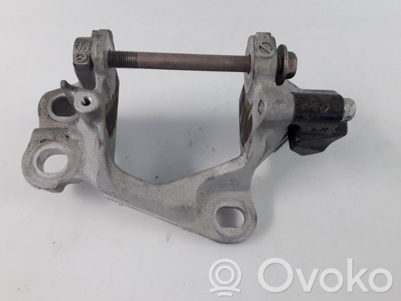 Gearbox mounting bracket   3C27D,3C27D