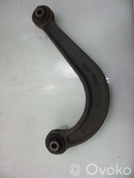 Rear control arm