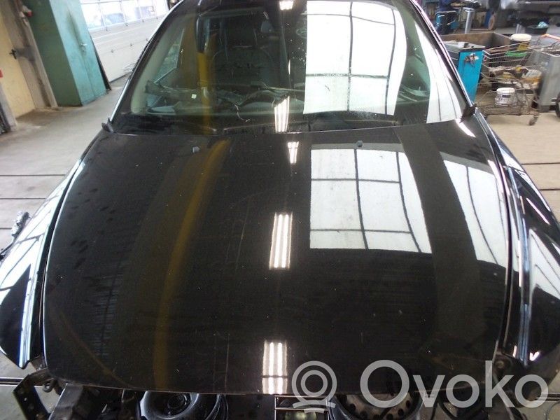 Volvo S40 Капот двигателя 